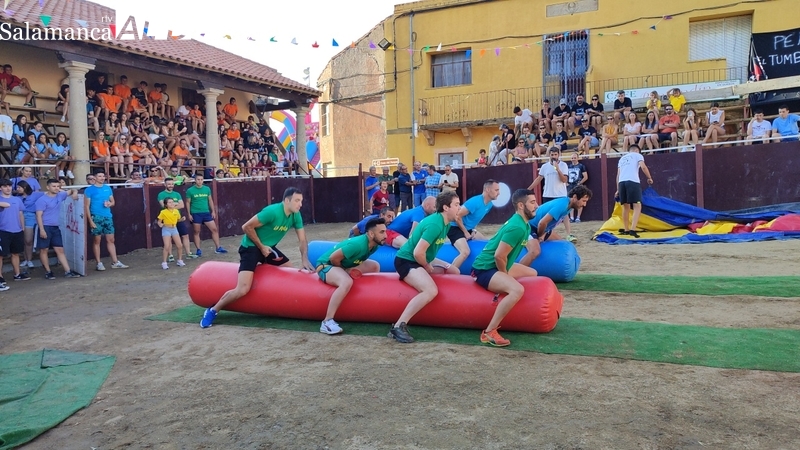 Divertida tarde de humor amarillo en Sobradillo