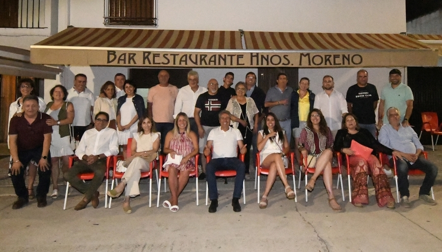 Geastanfe cumple con la tradición de irse de cena en honor a San Fermín