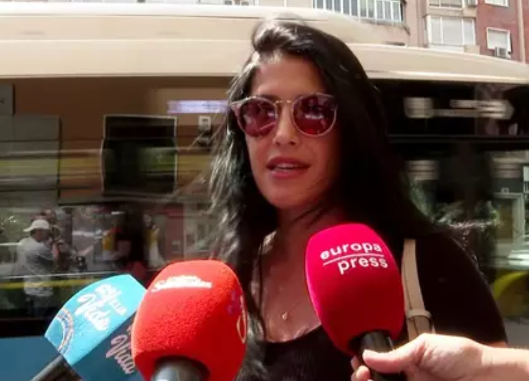 Gabriela Guillén reaparece ante las cámaras tras conocerse su embarazo y se desmarca de Bertín Osborne