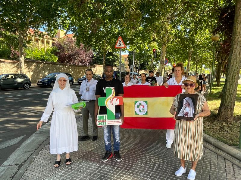 La Jornada Mundial de la Juventud  se anticipa en Salamanca con una procesión