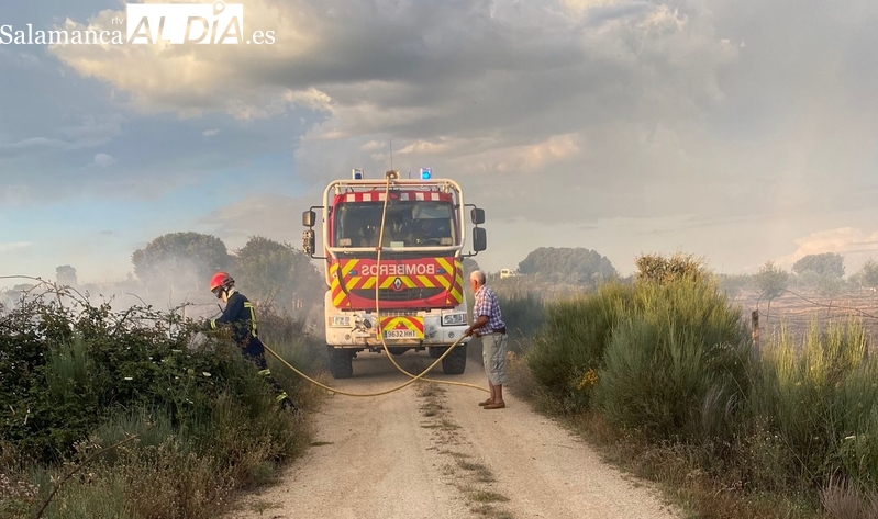 Sofocado un incendio en San Felices de los Gallegos