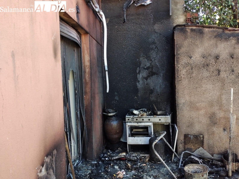 Gran susto en Bañobárez tras que se declarase un incendio en un bar en pleno centro del pueblo