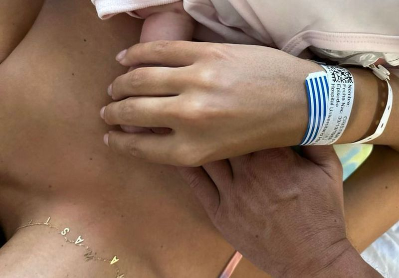 Cristina Pedroche y Dabiz Muñoz dan la bienvenida a Laia, su primera hija 