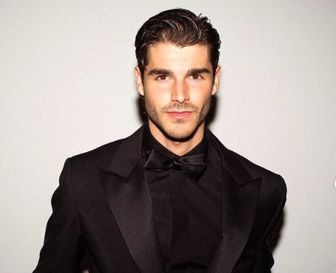 El salmantino Álvaro Mel, protagonista de la nueva miniserie de Netflix