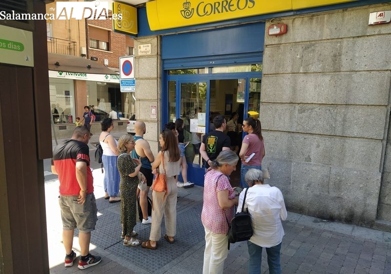 Correos abrirá el fin de semana sus oficinas para facilitar el voto a distancia