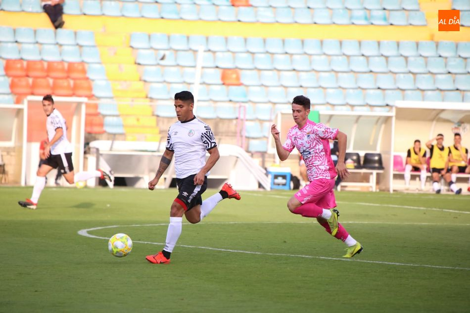Las deudas con jugadores impiden al Badajoz inscribirse en Segunda Federación por el momento