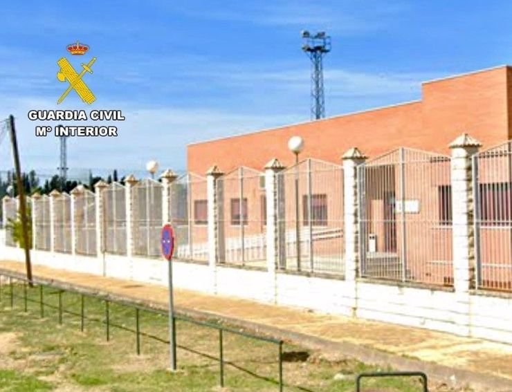 Rescatan a un niño en Moraleja que cayó al agua tras electrocutarse con un cable de un castillo hinchable