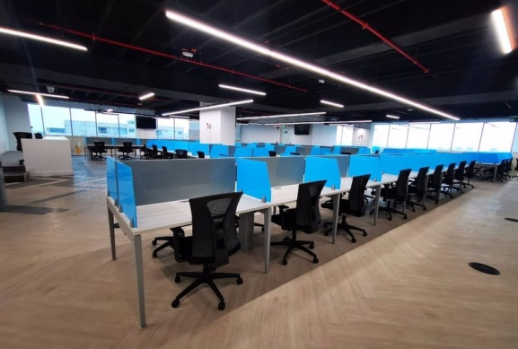 Denuncian que teleoperadoras se están viendo obligadas a renunciar a su trabajo por el cambio de jornada