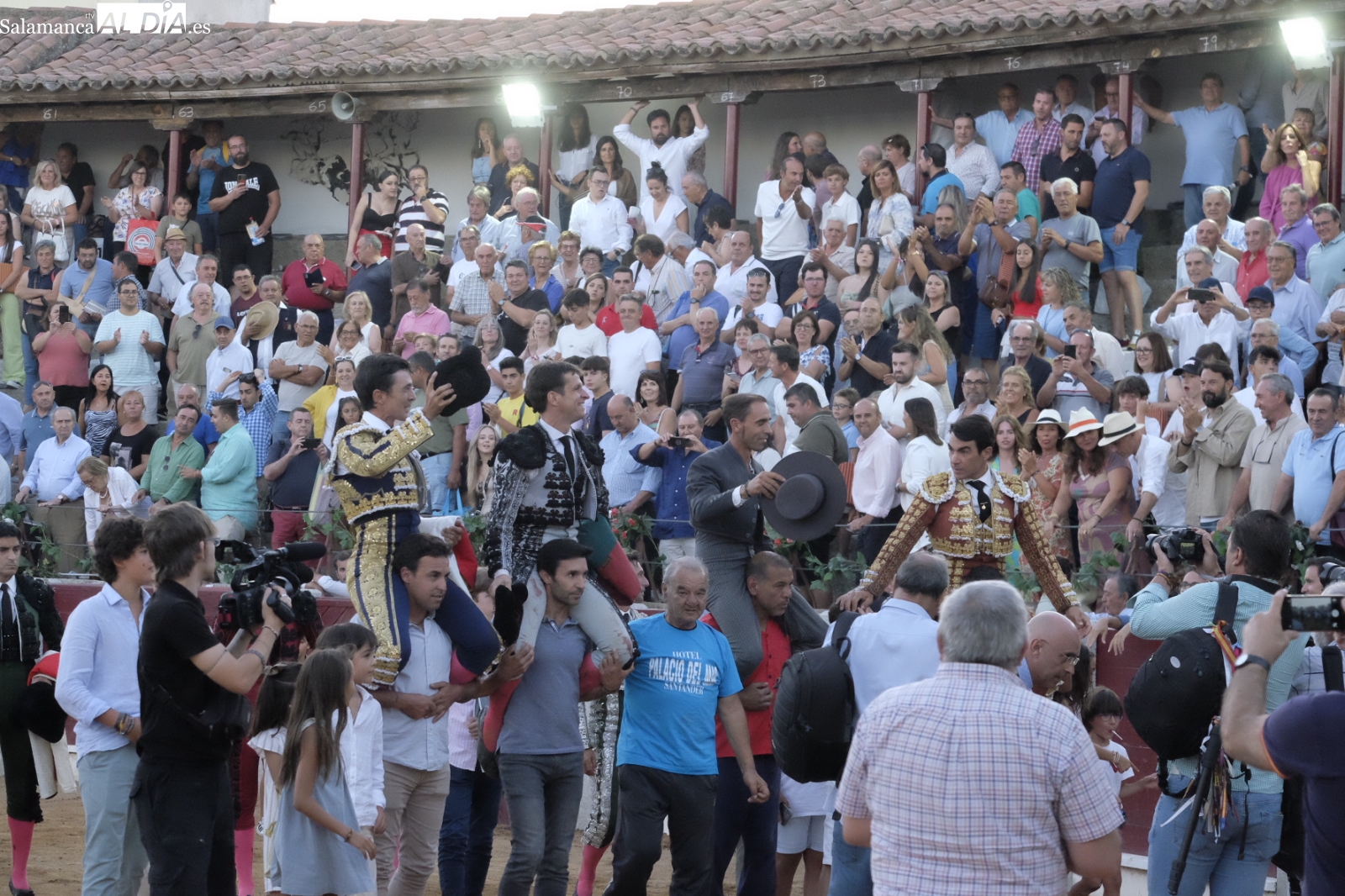 López Chaves indulta en tarde triunfal en Guijuelo