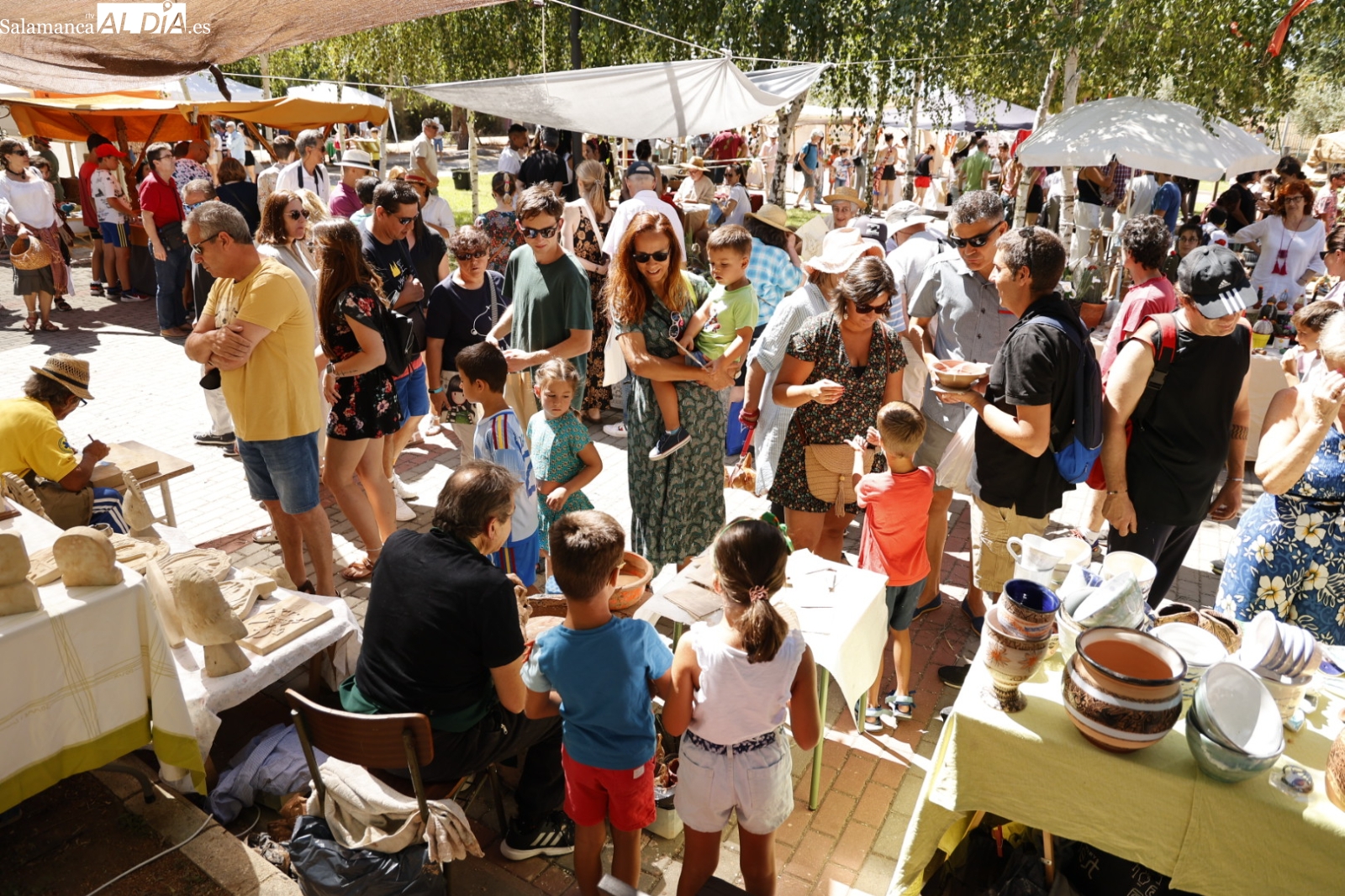 Éxito un año más en Miranda de Azán con el atractivo Mercado Campesino