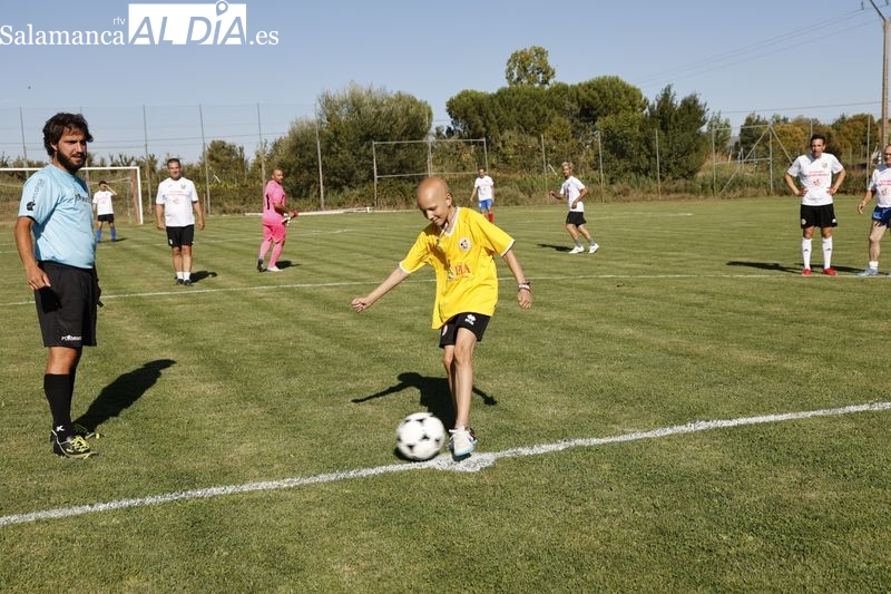 El II Trofeo M4RÍA ‘Princesa Futbolera Guerrera’ regala mucha emoción en Encinas de Abajo