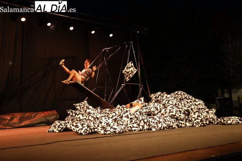 La compañía Cirk About It ofrece un gran espectáculo en Santa Marta