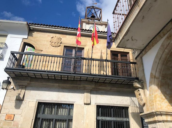 El Ayuntamiento inicia conversaciones para la flexibilización de las normas urbanísticas