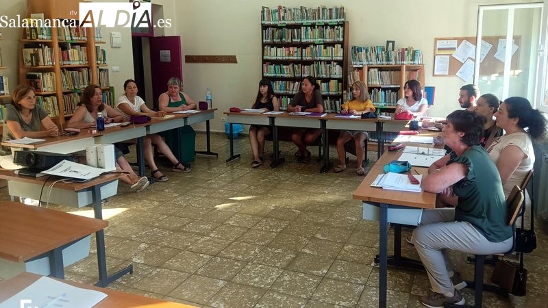 Los alumnos de la AFE de Lumbrales inician el curso de Atención Sociosanitaria en Domicilio