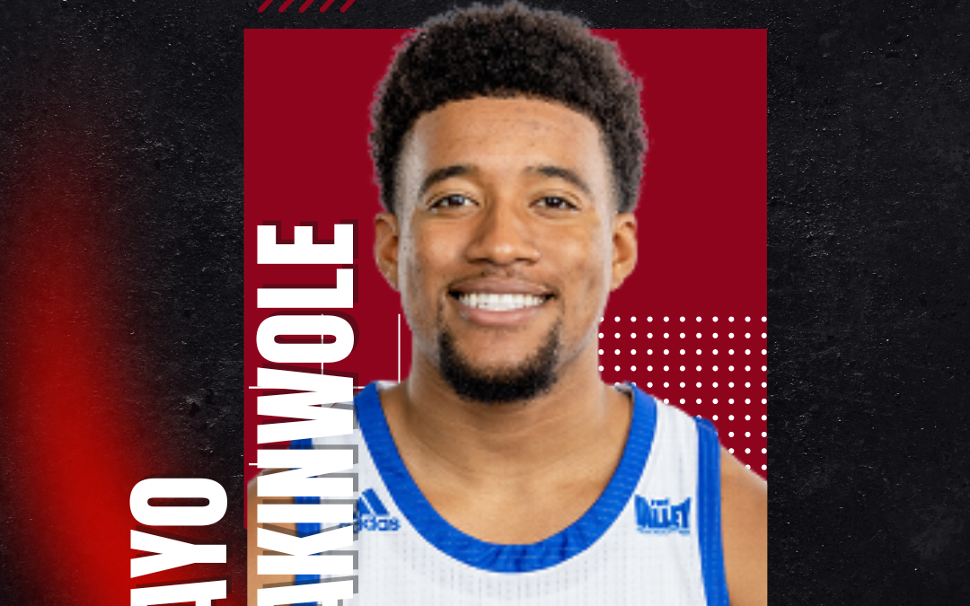 El Xoborg La Antigua cierra su exterior con más madera: Ayo Akinwole