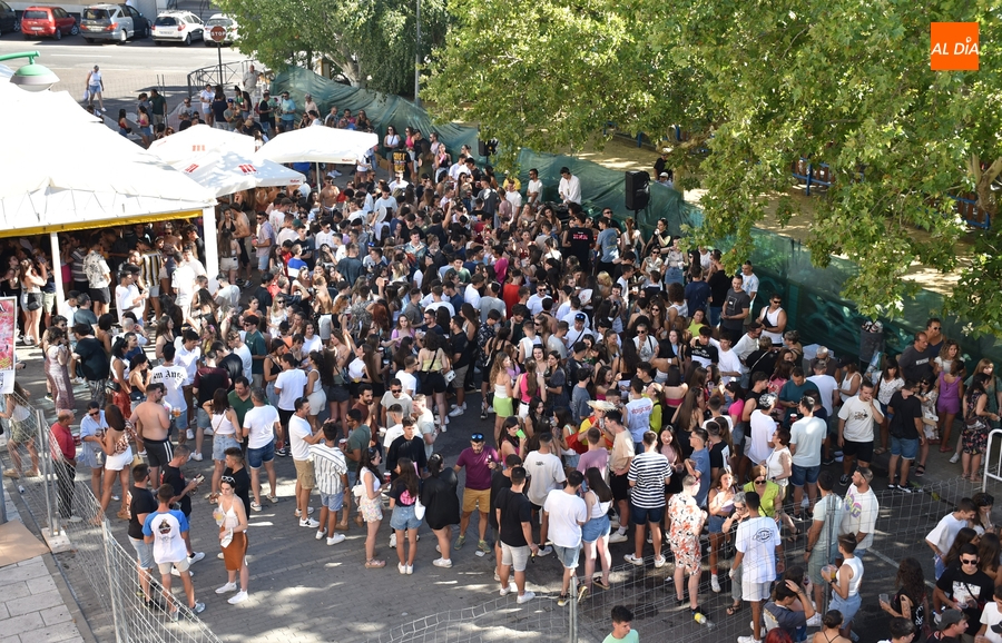 La tarde del Martes Chico se llena de música con un espectacular seguimiento