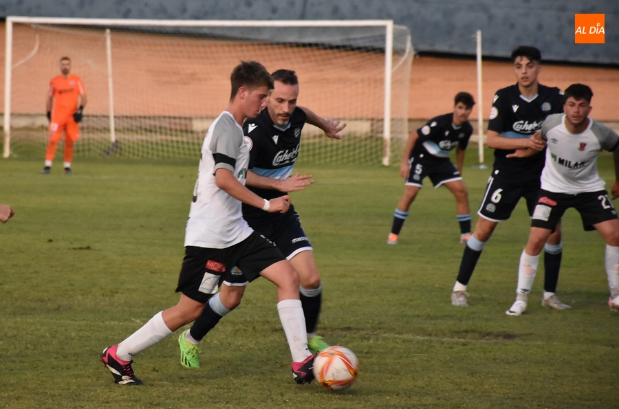 Entretenida nueva prueba del Ciudad Rodrigo ante el Coria resuelta con un gol olímpico visitante