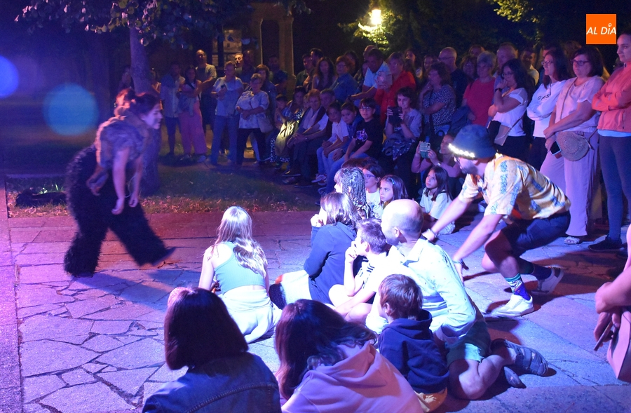 Divertido y singular acercamiento de Siega Verde a Ciudad Rodrigo a través del teatro