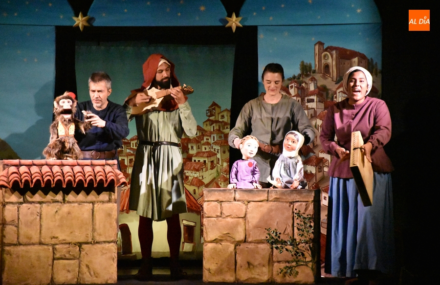 Los niños reciben una emotiva lección de historia sefardí