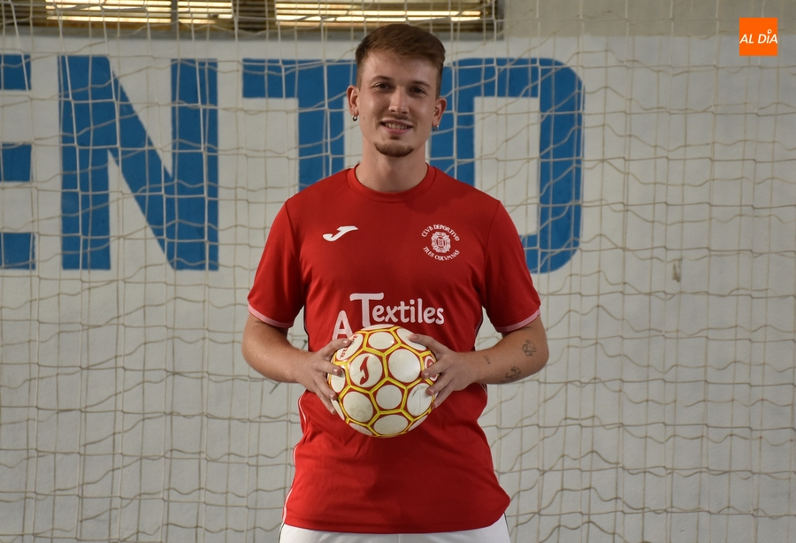 Adrián Moreiro regresa al III Columnas tras 4 temporadas en Unionistas FS