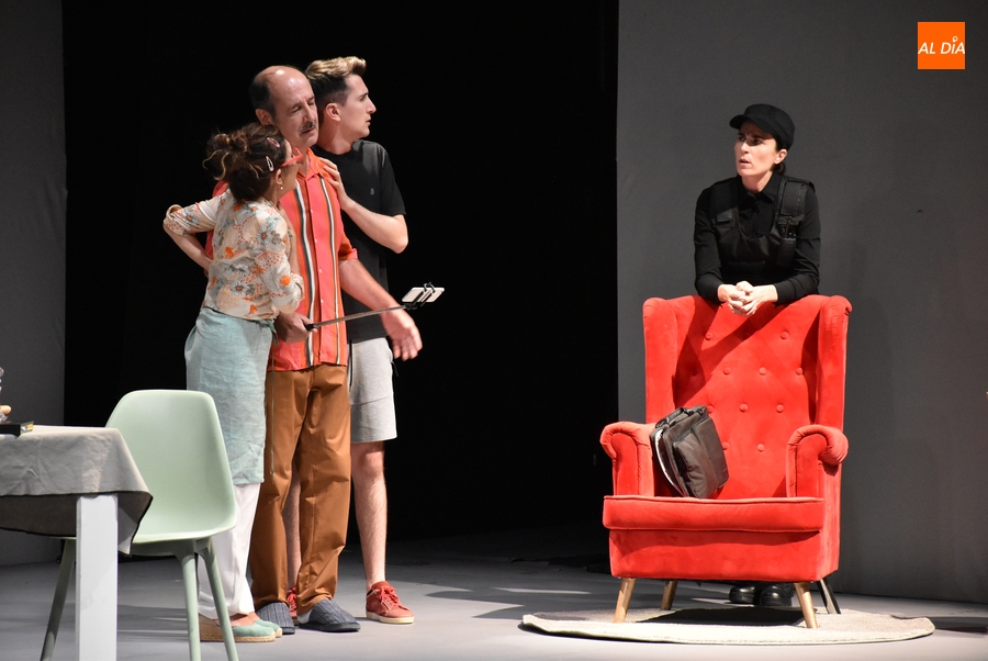 Noche de interrogatorios en Los Sitios con sorpresas por el final, el viento... y hasta algunas gotas