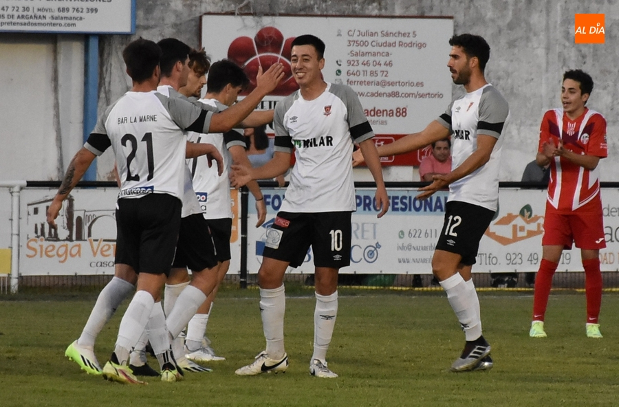 El Ciudad Rodrigo CF logra ante el Pizarrales su 1ª victoria de la pretemporada