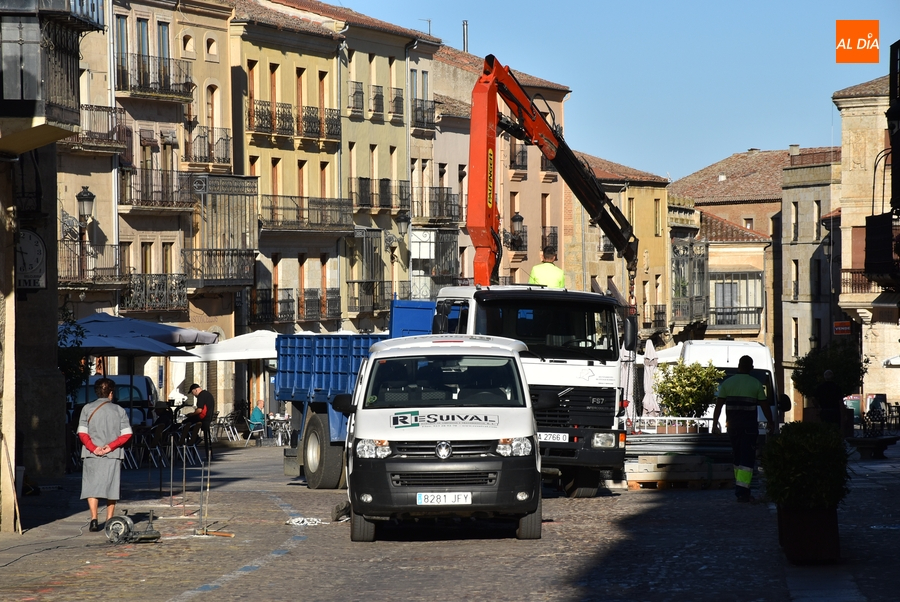 Arrancan, cuatro meses más tarde de lo previsto, las obras de reforma de la Rúa del Sol