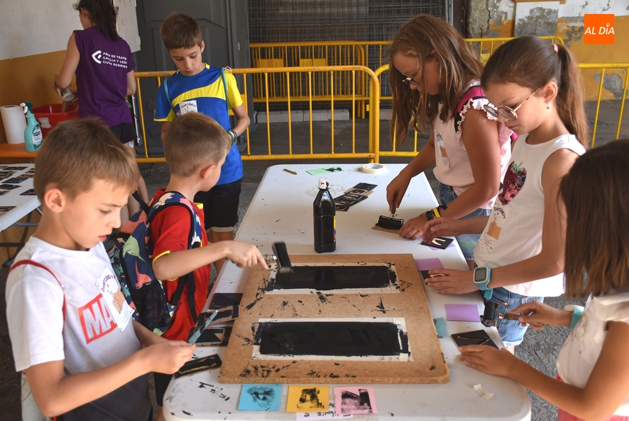 L@s niñ@s empiezan a escribir su historia en el Divierteatro 2023