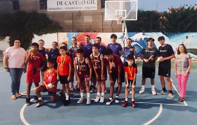 Buen ambiente y participación en el Torneo 3x3 de Baloncesto