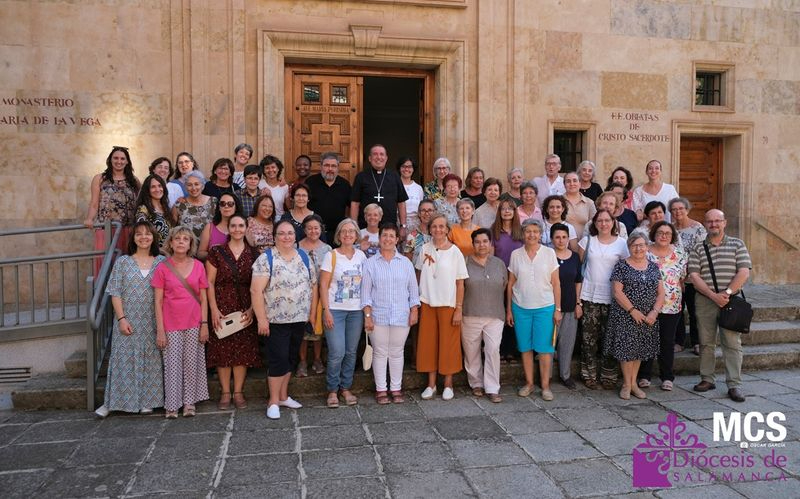 Más de 60 vírgenes consagradas se reúnen en Salamanca