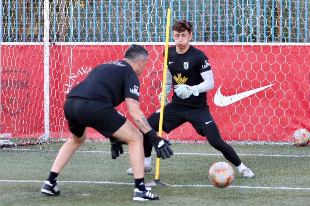 Sergio del Río, sobre el Santa Marta - Salamanca UDS: Hay jugadores que por calidad van sobrados como Martín Galván o Caramelo