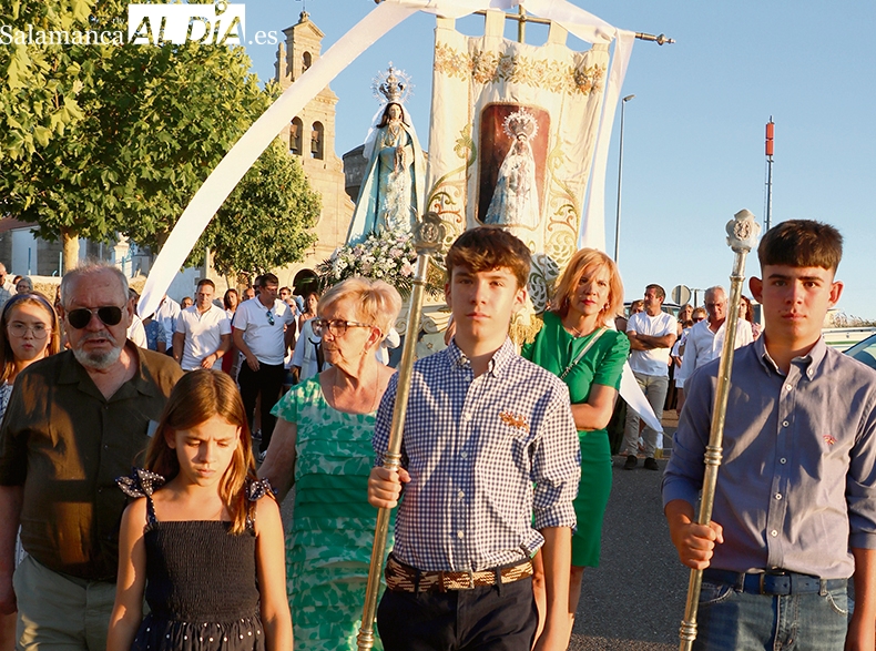 El desfile de carrozas y La Década Prodigiosa, con la corrida de Miura, estrellas en Vitigudino