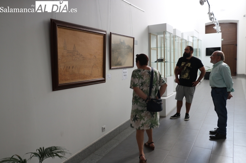 El edificio San Nicolás ofrece en Vitigudino la exposición de pirograbado ‘El arte del fuego’