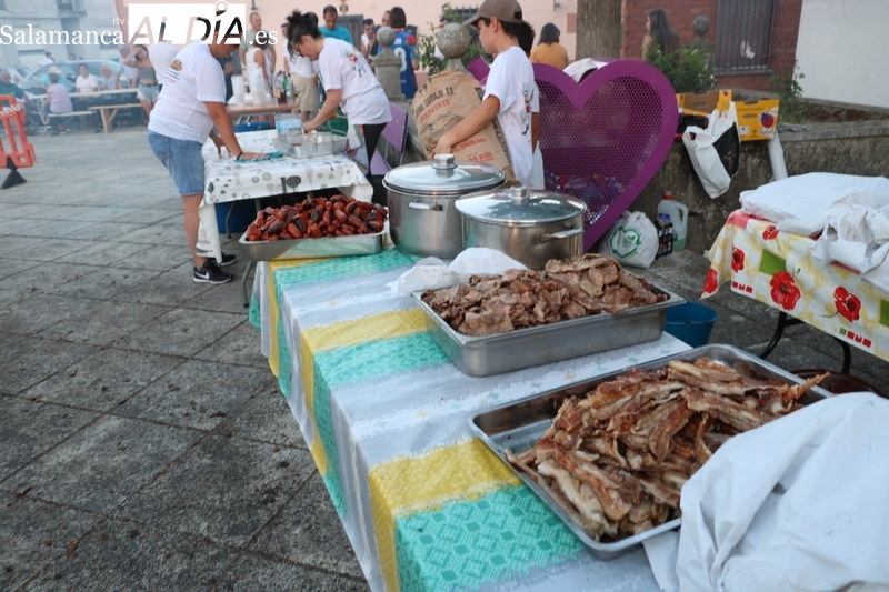 En Almendra cogen fuerzas ante la que se espera sea una larga noche con Kronos