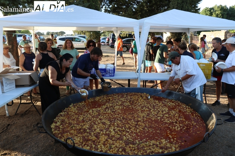 En Villavieja cogen fuerzas con 1.000 raciones de carne de novillo