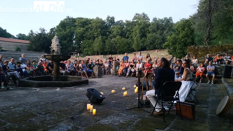 Cerca de 400 espectadores se dejan embelesar por la música judía