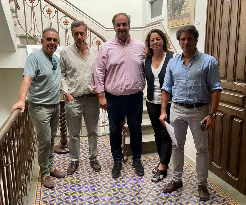 Inaugurada la exposición de pintura Taberna y Taurina en Guijuelo con más de 20 pinturas que representan el mundo del toro