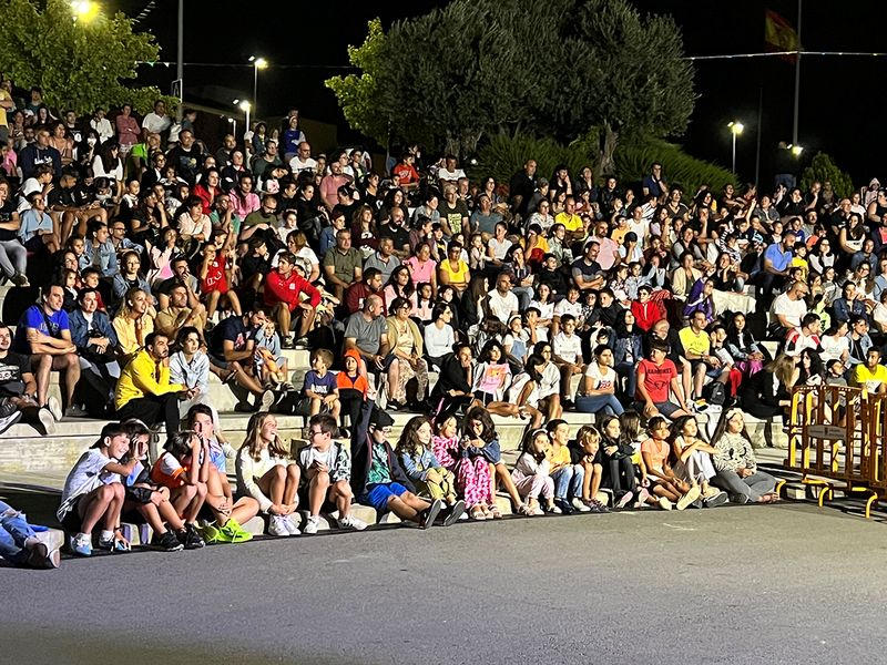 El musical ‘Recordando a Coco’ llena de ilusión el Recinto Ferial de Carbajosa