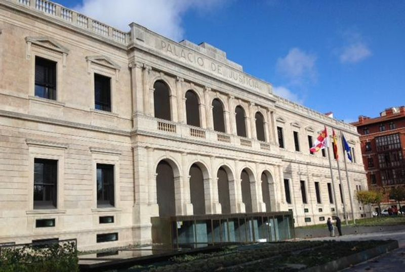 El TSJCyL absuelve a un condenado por la Audiencia de León por abusos sexuales a una niña