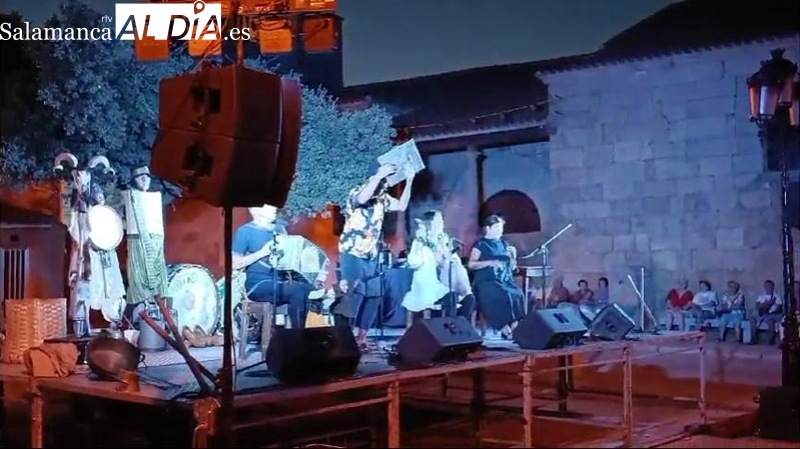 Mayalde emociona al pueblo de Almendra