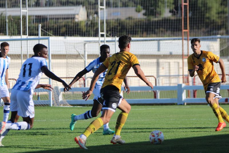 Derrota de Unionistas en un partido muy competido contra la Real Sociedad B (2-1)