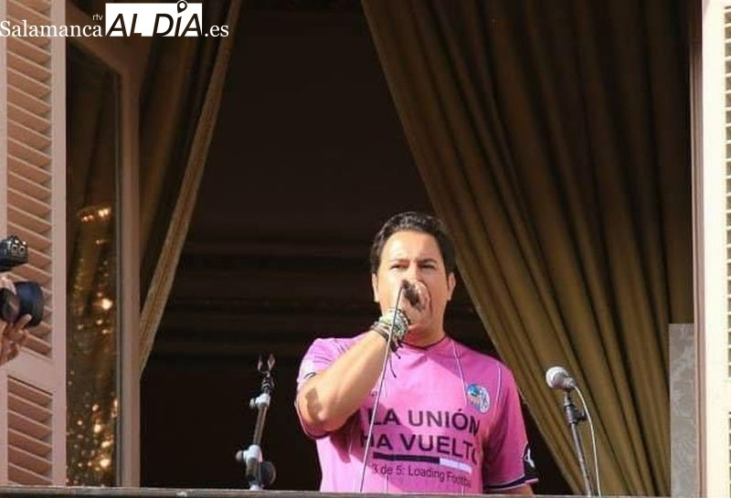 Dani DJ Completo debuta como speaker del Salamanca UDS contra el filial del Alcorcón