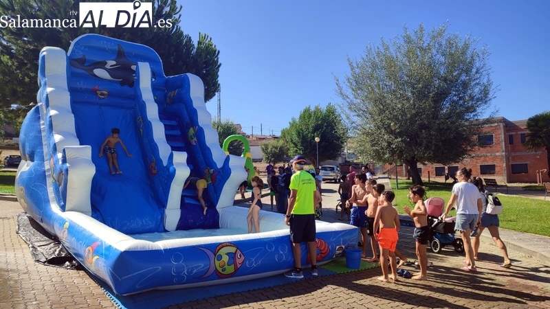 Los más pequeños también disfrutan de las fiestas de San Roque en Villarino