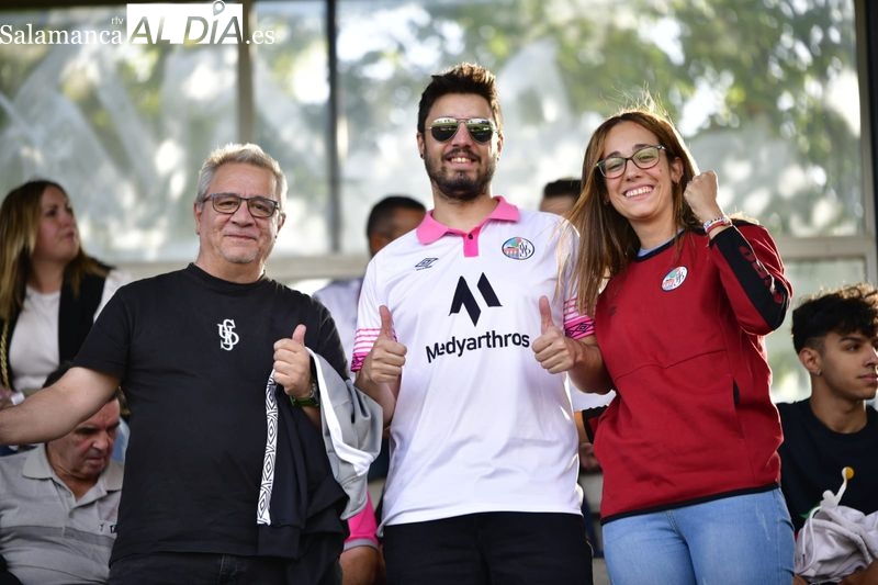 Buen ambiente en el San Casto por el decisivo derbi Santa Marta - Salamanca UDS