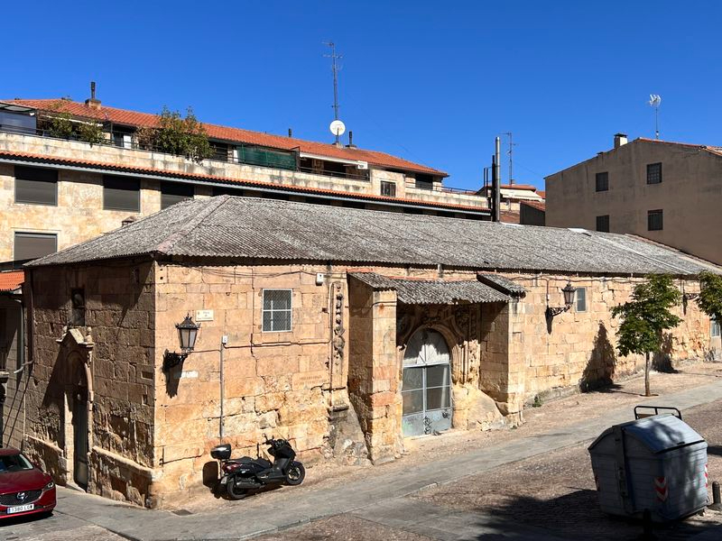 ¿Conoces esta capilla salmantina que ha sido albergue, hospital, cine, imprenta...?