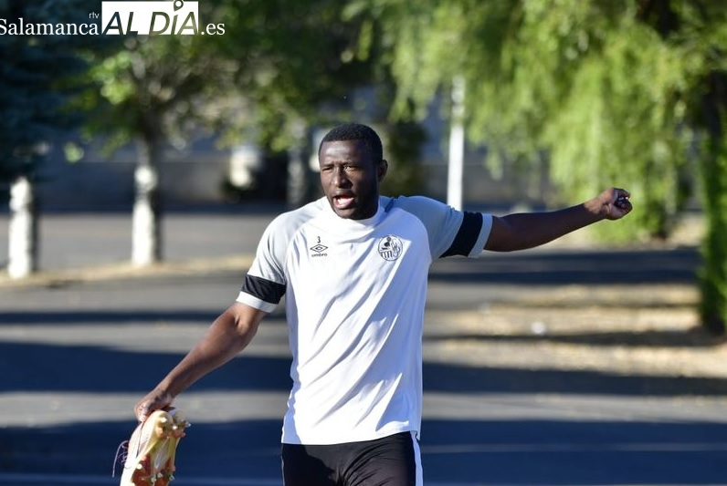 Souley se disculpa con Espi tras la lesión: En ningún momento he ido con intención de hacerte daño, amigo