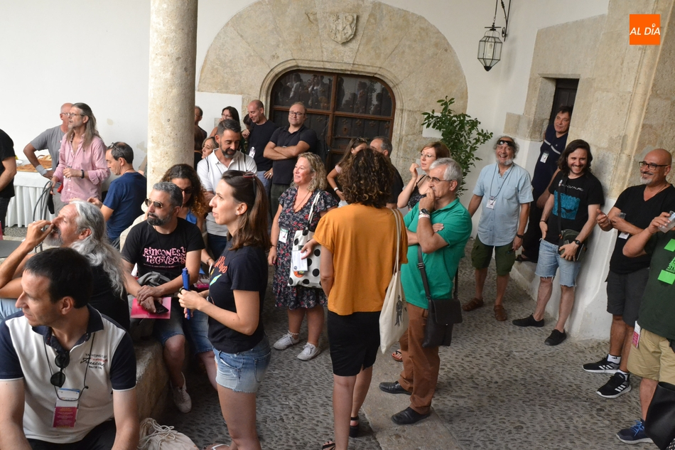 Disponible en PDF el Libro de la Feria de Teatro, que revela las restantes actividades complementarias