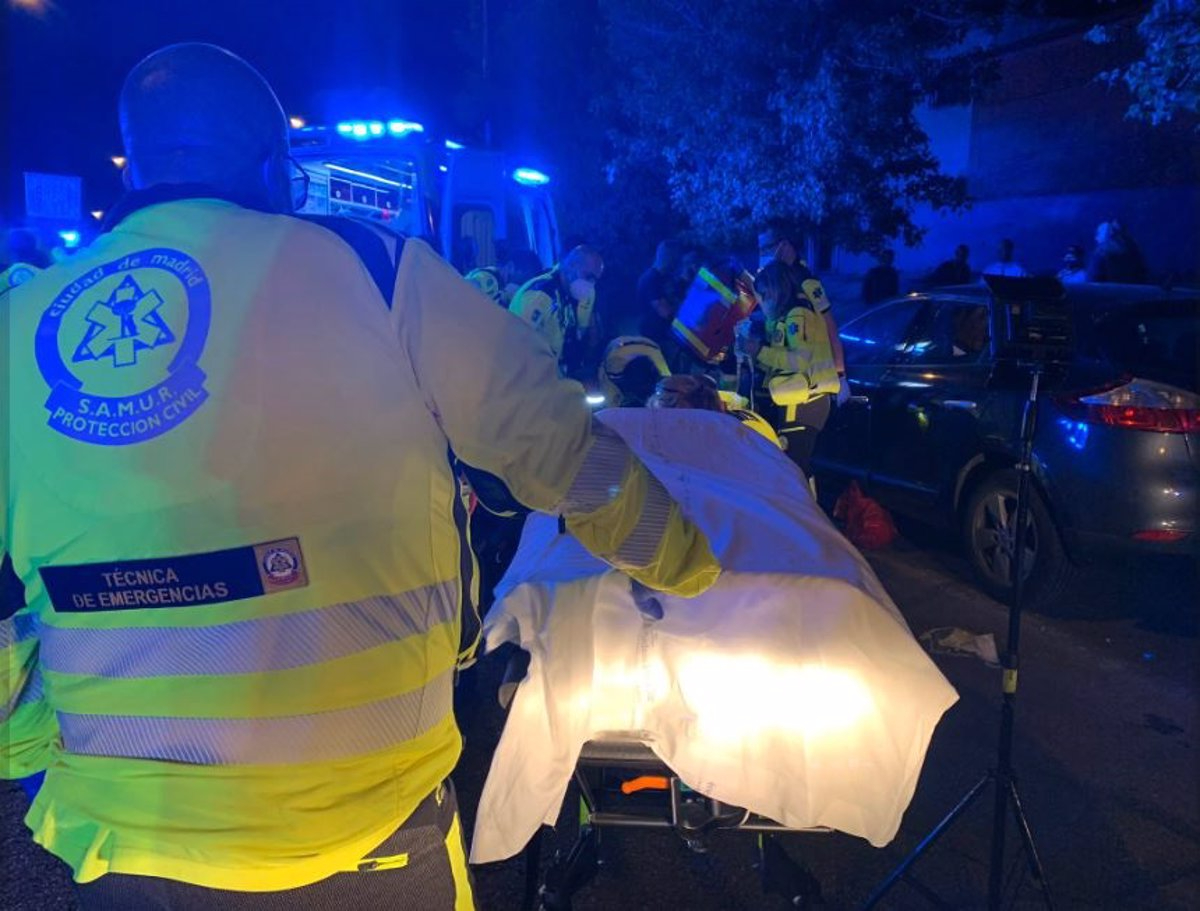 Herido muy grave un hombre tras ser apuñalado en el corazón y pulmón en Puente de Vallecas