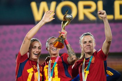 Jenni Hermoso desmiente que el beso que le propinó Luis Rubiales fuese consentido