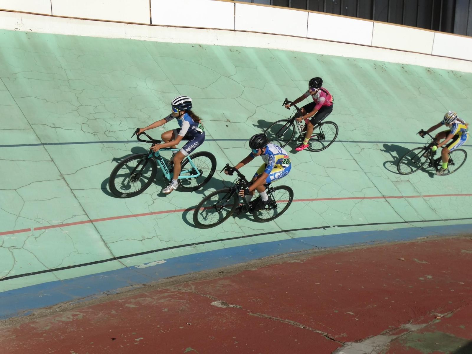 Vega Iglesias se proclama campeona de Castilla y León de Pista